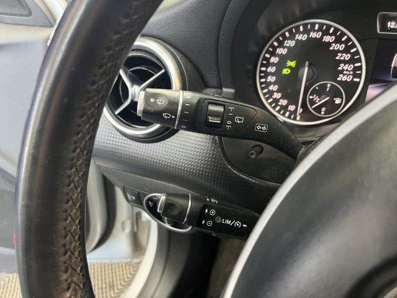 Mercedes-Benz Classe A A200 CDI Intuition BA | Toit ouvrant | Sièges mémoire | Siège chauffant