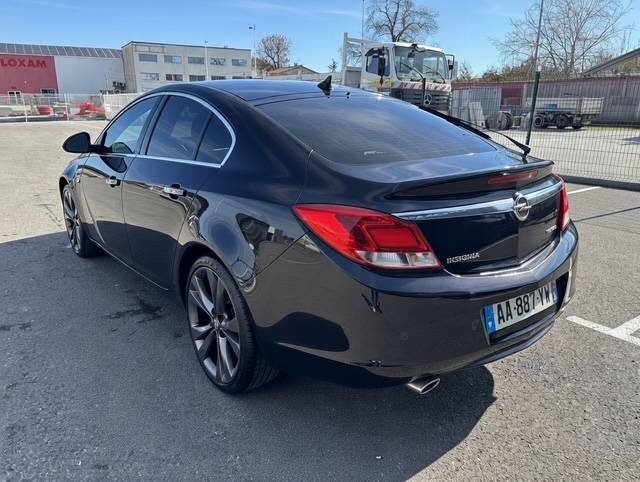 OPEL INSIGNIA A 2.0 TURBO 2009