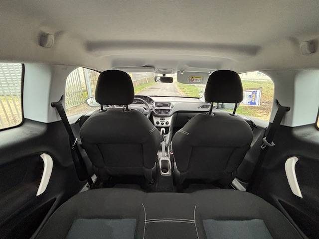 PEUGEOT 208 1.2 VTI  68CH LIKE 3P 2017