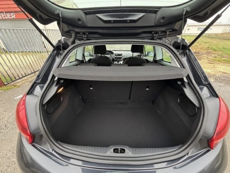 PEUGEOT 208 1.2 VTI  68CH LIKE 3P 2017