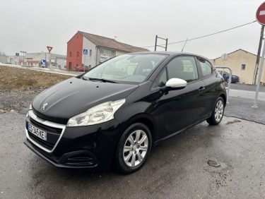 PEUGEOT 208 1.2 VTI  68CH LIKE 3P 2017