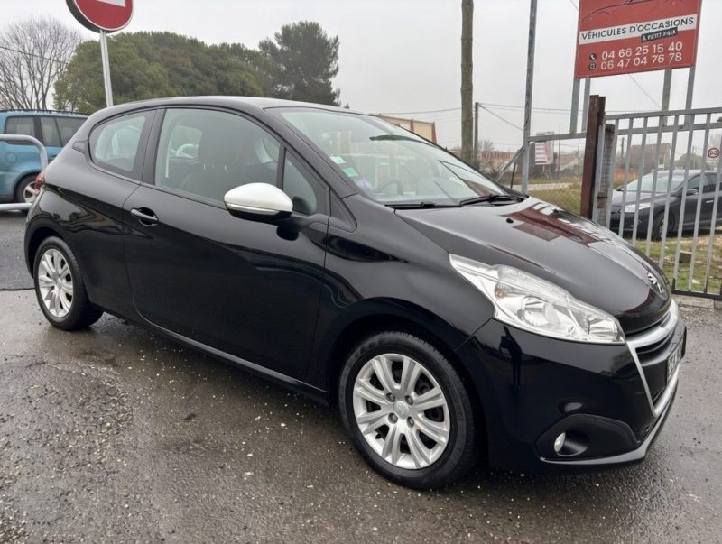 PEUGEOT 208 1.2 VTI  68CH LIKE 3P 2017