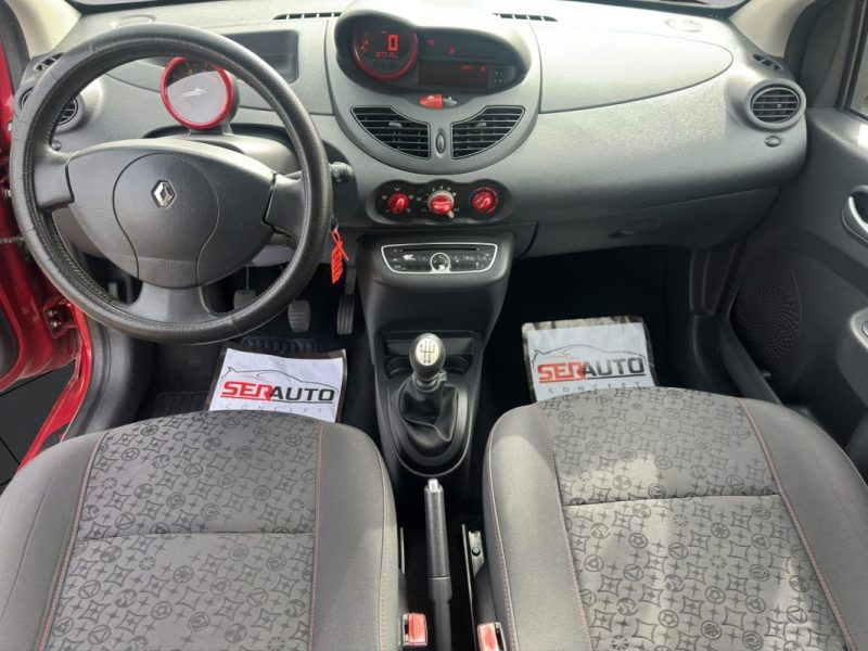 RENAULT TWINGO II 1.2 16V 75 RIP CURL
