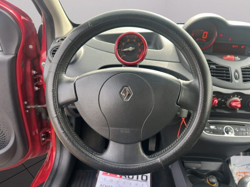 RENAULT TWINGO II 1.2 16V 75 RIP CURL