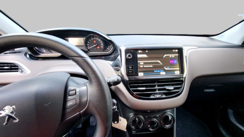 PEUGEOT 2008 1.2 VTI ACTIVE 2013