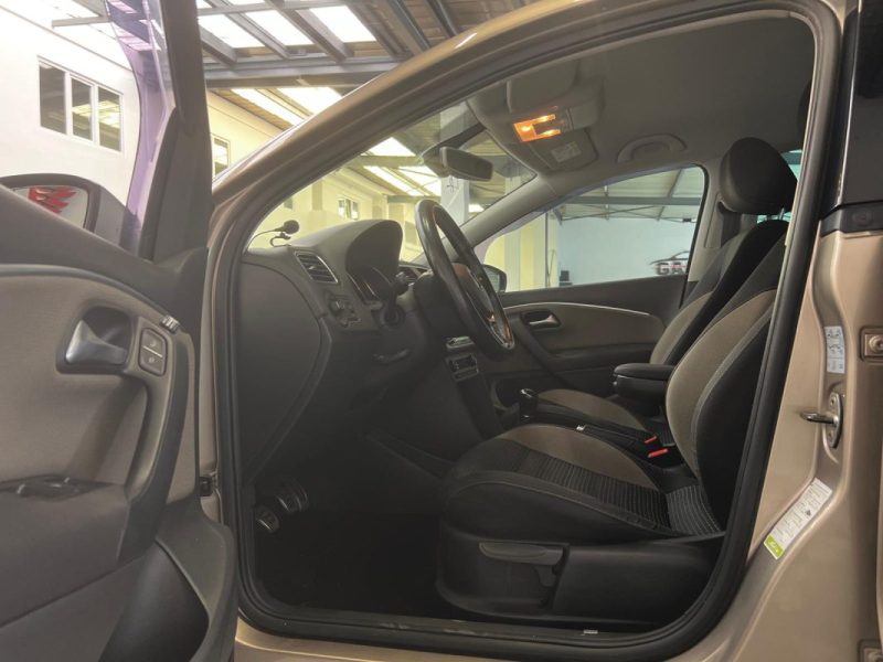 VOLKSWAGEN CROSS POLO 1.4 TDI 90CH 