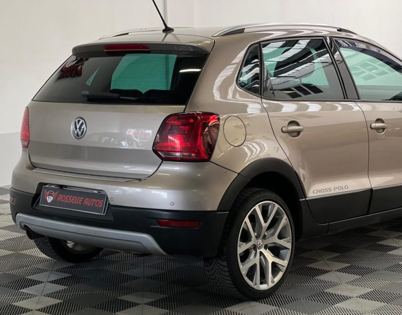 VOLKSWAGEN CROSS POLO 1.4 TDI 90CH 