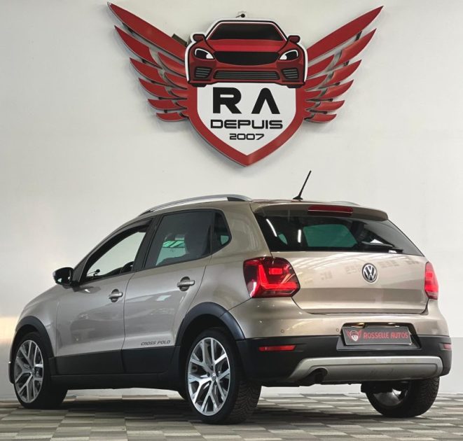 VOLKSWAGEN CROSS POLO 1.4 TDI 90CH 