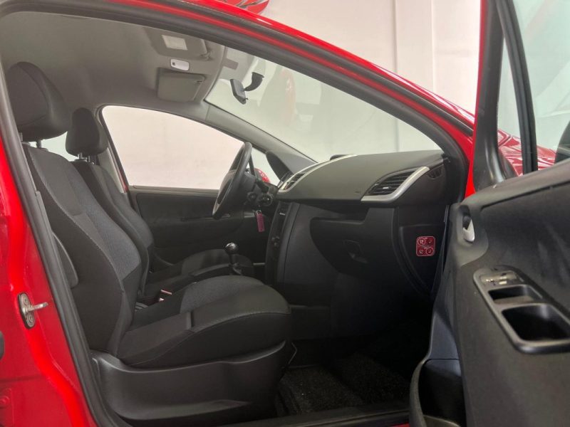 PEUGEOT 207 1.6 HDI 110CH