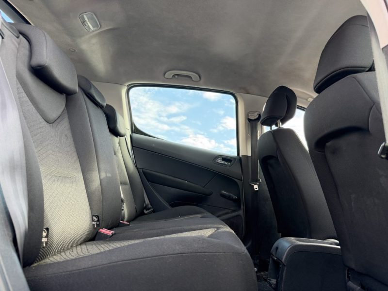 PEUGEOT 308 1.6 HDI 90 CV - GARANTIE 12 mois - Confort Pack