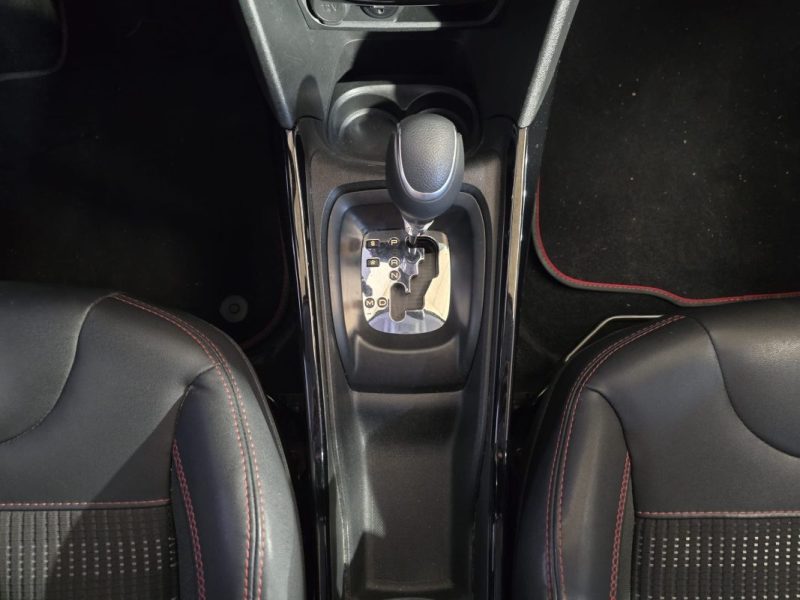 PEUGEOT 2008 1.2 GT-LINE 110Cv - BV6 - DISTRIBTUION OK -ENTRETIEN OK