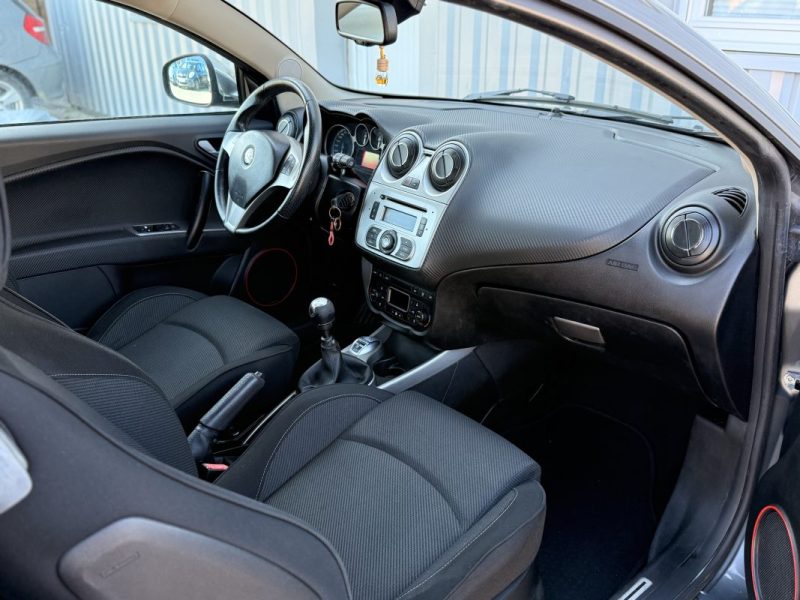 ALFA ROMEO MITO 1.4 T MULTI AIR 105CV LATINA 2012 146 000KM