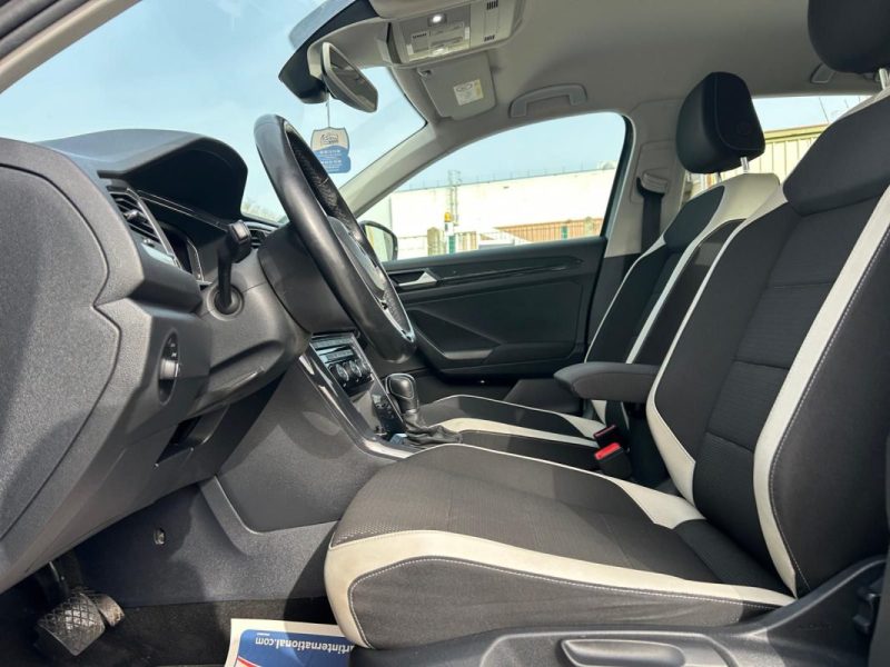 VOLKSWAGEN T-ROC 1.5 TSI 150 EVO Start/Stop DSG7 Carat - Virtual Cockpit - Caméra de recul -