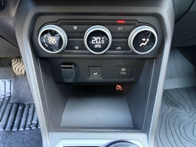 RENAULT KANGOO TECHNO 1.3 TCE 130 EDC7 2025