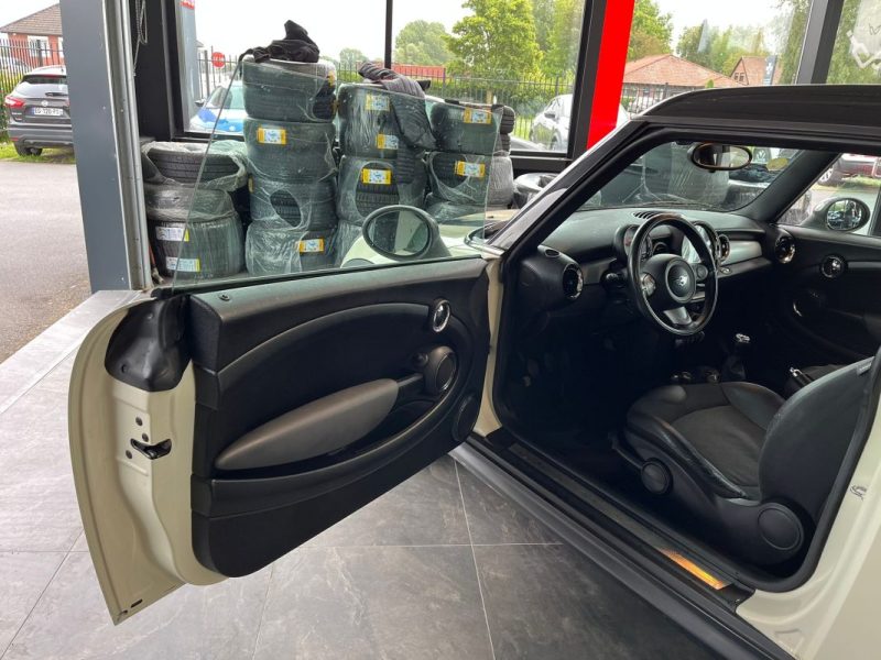 🔹Mini Clubman 1.6I 120 Ch❄️ Climatisation automatique⏱️ Régulateur de vitesse🛡️ Garantie 6 mois