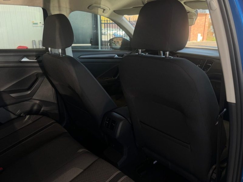 Volkswagen T-Roc 1.6 TDI 116ch 🚙 Lounge ✨ Suivi VW 📋 Reprise 🔄 Garantie 🛡️