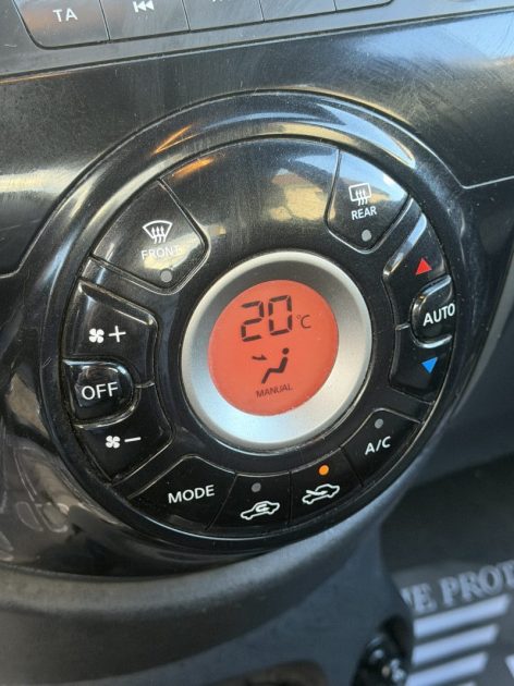 NISSAN MICRA 1.2  2015 - 48 105Kms - Boite Manuelle - Premier Main - Suivit NISSAN