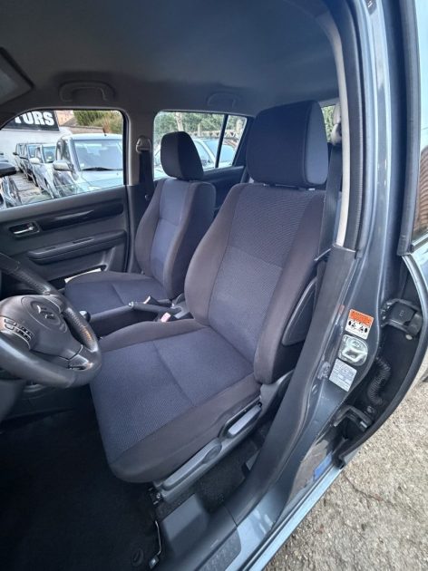 SUZUKI SWIFT  2007 - 75 CH - 63 221Kms - Premier Main - Parfait Etat - DIstrib ok- SUIVIT SUZUKI