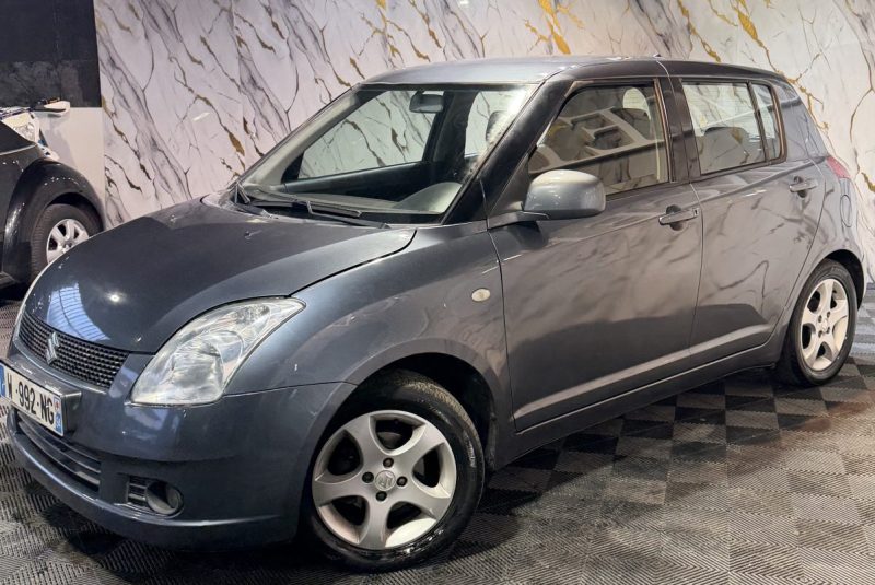 SUZUKI SWIFT  2007 - 75 CH - 63 221Kms - Premier Main - Parfait Etat - DIstrib ok- SUIVIT SUZUKI