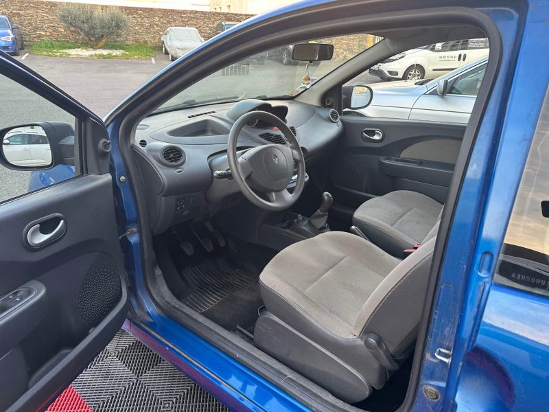RENAULT TWINGO II 1.5 DCI 65 AUTHENTIQUE 