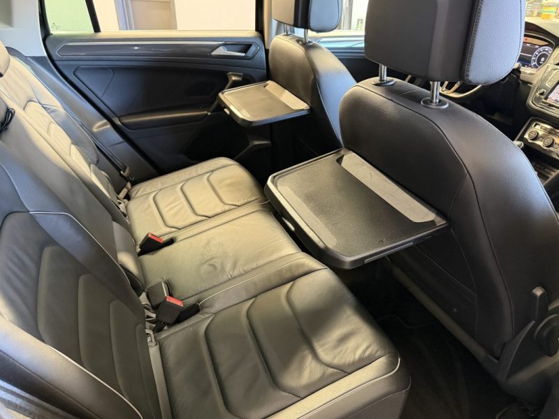 VOLKSWAGEN TIGUAN II 2.0 TDI 150cv R-LINE BLUEMOTION - SUIVIS VW - TOIT OUVRANT - SIEGES CHAUFFANTS 