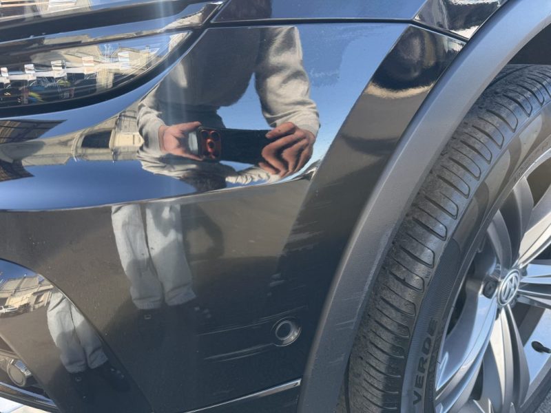 VOLKSWAGEN TIGUAN II 2.0 TDI 150cv R-LINE BLUEMOTION - SUIVIS VW - TOIT OUVRANT - SIEGES CHAUFFANTS 