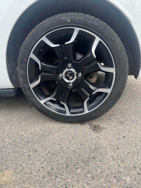 CITROEN DS3 1.6 THP 165 SPORT CHIC 