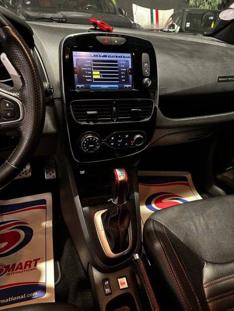 MAGNIFIQUE RENAULT CLIO 4 RS TROPHY PHASE 2 EDC6 1,6 220 CH (SUIVI D’ENTRETIEN RENAULT, BODY KIT)