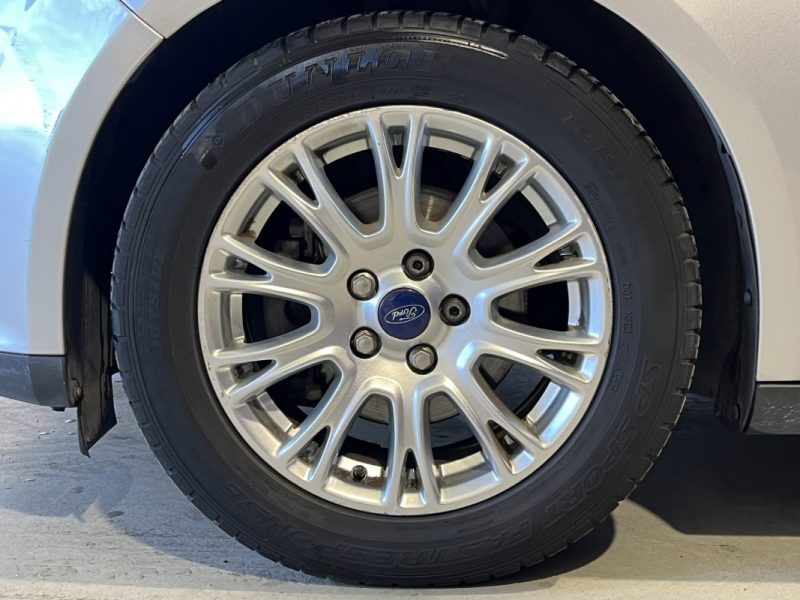 FORD FOCUS 1.6 TDCI 115 EDITION INTÉRIEUR CUIR