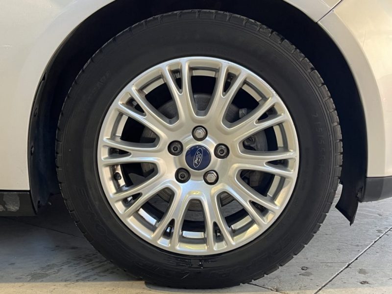 FORD FOCUS 1.6 TDCI 115 EDITION INTÉRIEUR CUIR