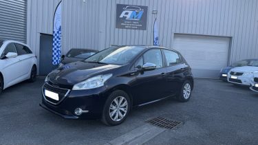 PEUGEOT 208 1.2 VTI ALLURE 5P Garantie 