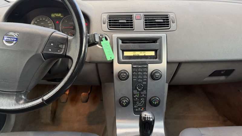 VOLVO V50 2.0D 136 CV KINETIC Garantie