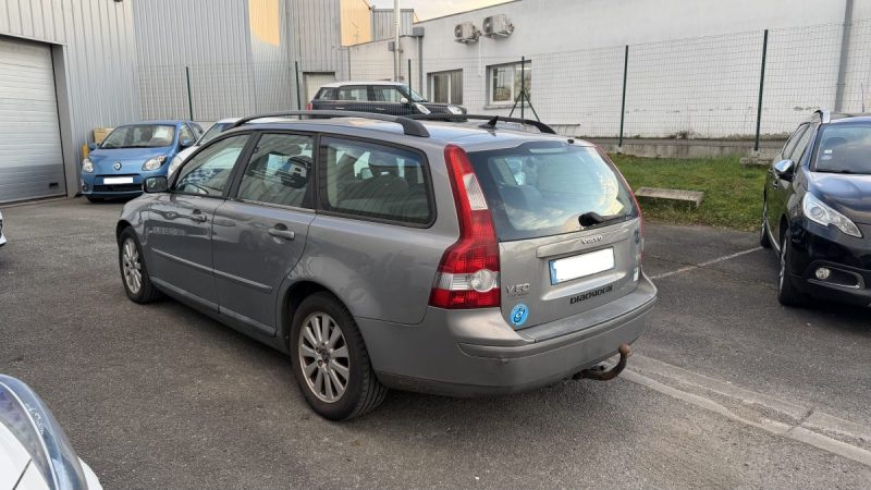 VOLVO V50 2.0D 136 CV KINETIC Garantie