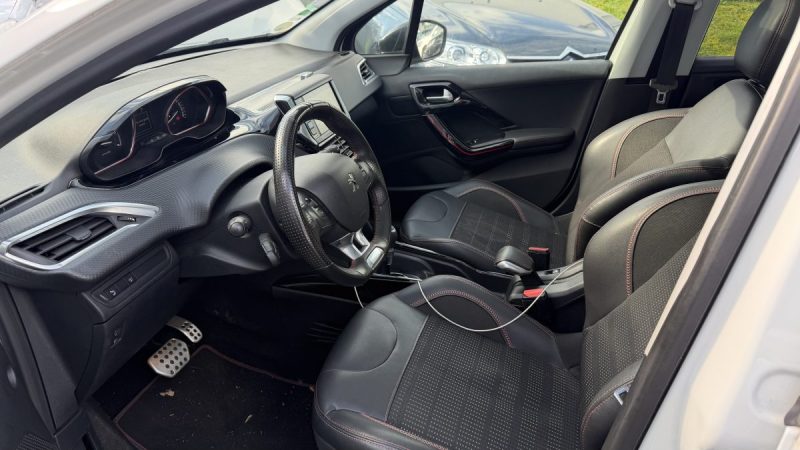 PEUGEOT 2008 1.5 BLUEHDI 120CH  ALLURE S&S EAT6 Garantie