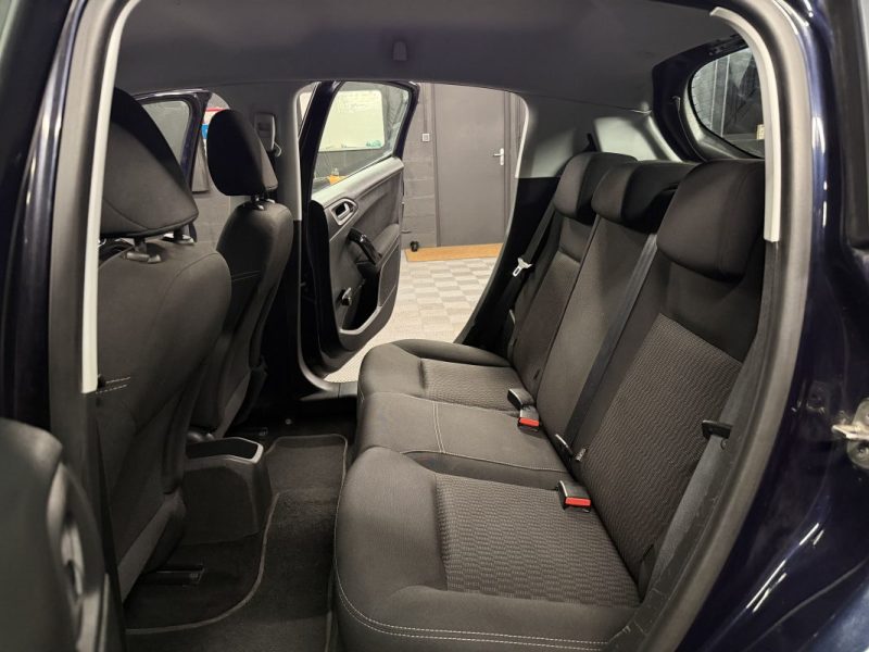 PEUGEOT 208 PHASE 2 1.6 HDI 75 Cv 5 PORTES - GARANTIE 1 AN