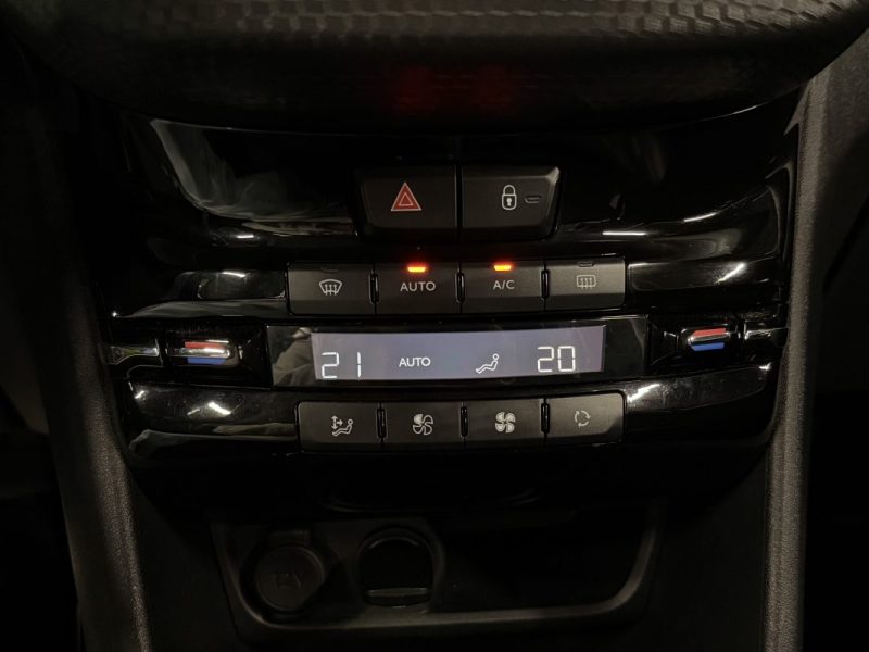 PEUGEOT 2008 PHASE 2 GT LINE 1.2 110 Cv BOITE AUTOMATIQUE APPLE CARPLAY & ANDROID - GARANTIE 1 AN