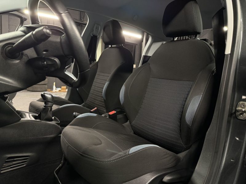 PEUGEOT 208 ALLURE 1.2 VTI 82 Cv 5 PORTES / 78 100 Kms CRIT AIR 1 - GARANTIE 1 AN