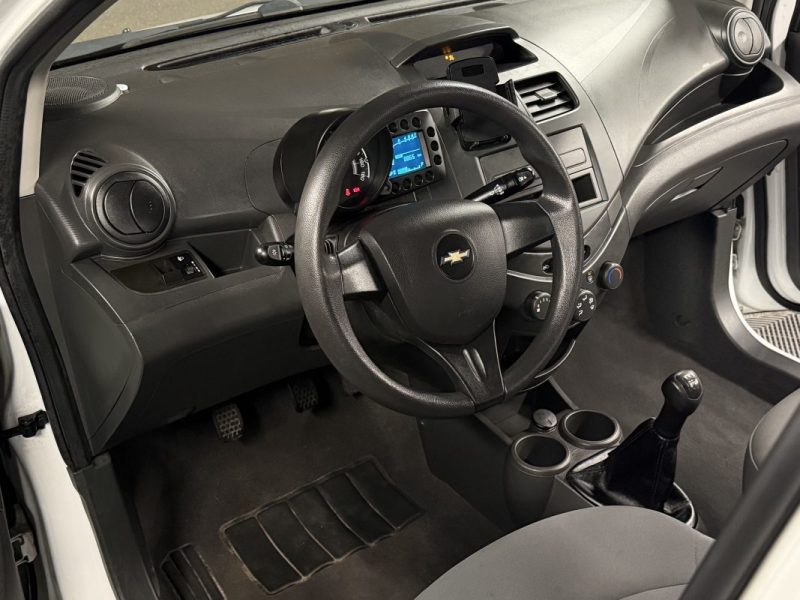 CHEVROLET SPARK 1.0 68 Cv 5 PORTES / 8.800 Kms REELS CRIT AIR 1 - GARANTIE 1 AN