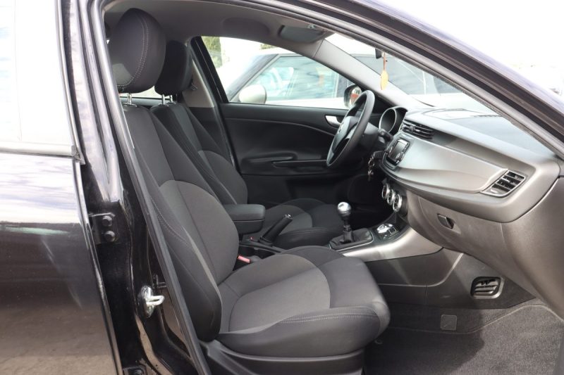Alfa-Romeo Giulietta 1.6 JTDm 120ch 29.713 km !