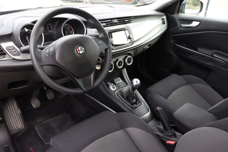 Alfa-Romeo Giulietta 1.6 JTDm 120ch 29.713 km !