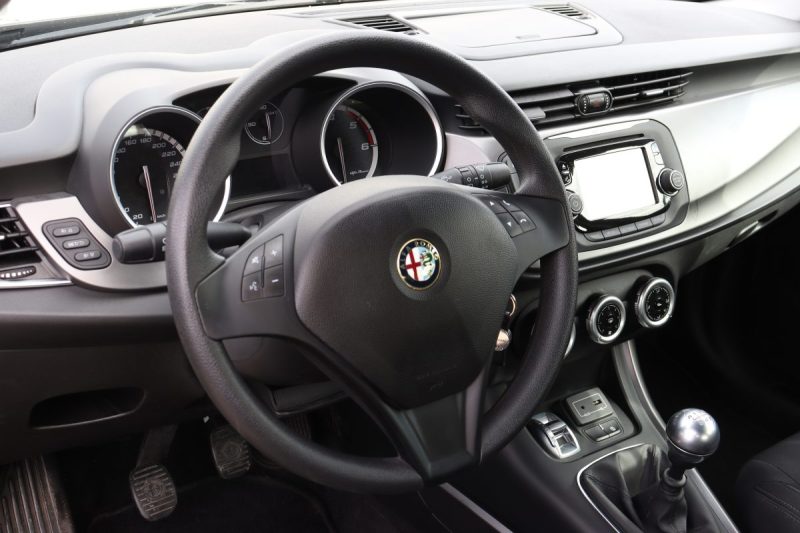 Alfa-Romeo Giulietta 1.6 JTDm 120ch 29.713 km !
