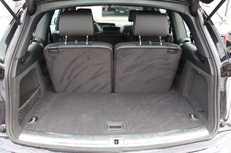Audi Q7 3.0 V6 TDI 240ch S line quattro Tiptronic 7 places