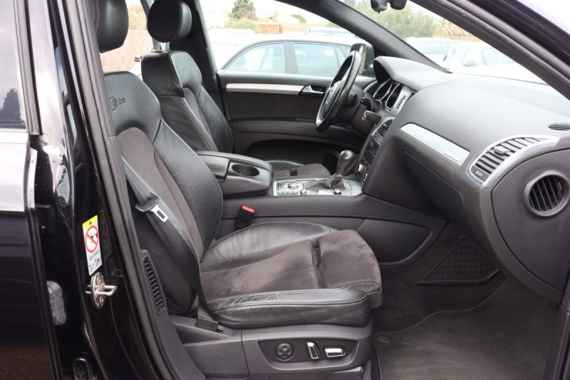 Audi Q7 3.0 V6 TDI 240ch S line quattro Tiptronic 7 places