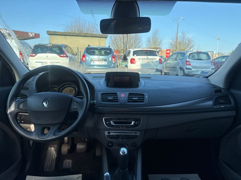 RENAULT MEGANE III ESTATE 1.5 DCI 85 AUTHENTIQUE 