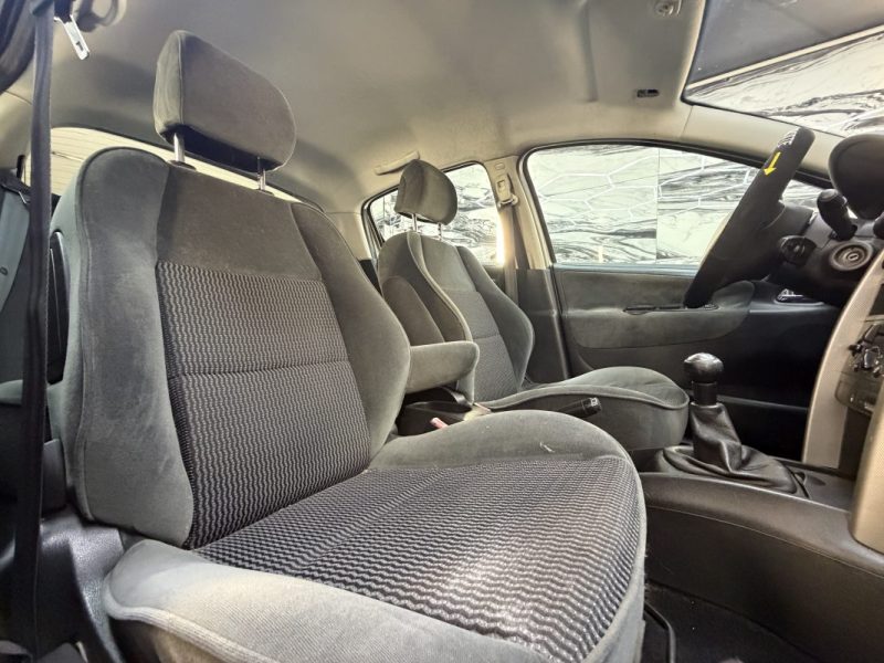 PEUGEOT 207 1.6 16V 2006
