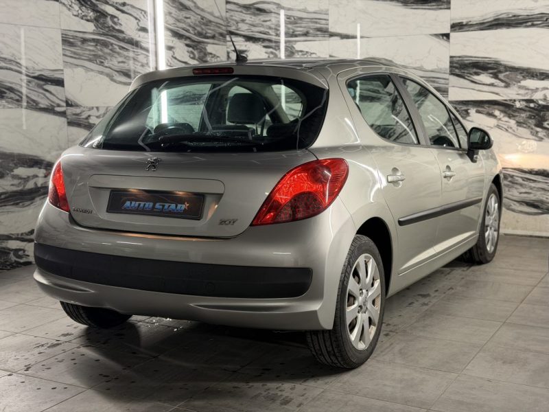 PEUGEOT 207 1.6 16V 2006