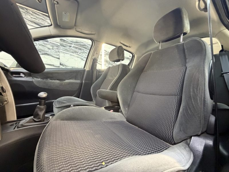 PEUGEOT 207 1.6 16V 2006