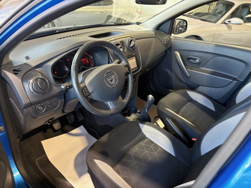 DACIA SANDERO PRESTIGE  2013