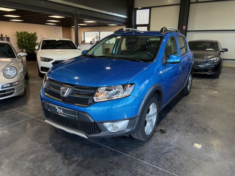 DACIA SANDERO PRESTIGE  2013
