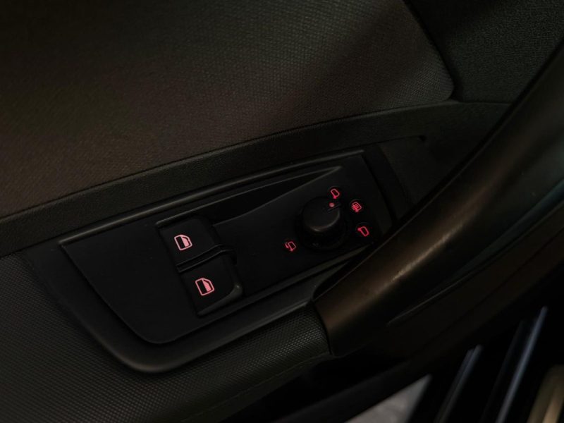 Audi A1 1.4 FSI 185ch 🚗 S line ✨ Suivi 📋 Reprise 🔄 Garantie 🛡️